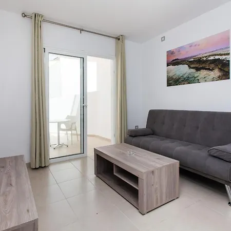 Tao Caleta Playa, Nyaraló *