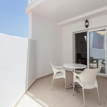 Tao Caleta Playa, Tatil Evi *